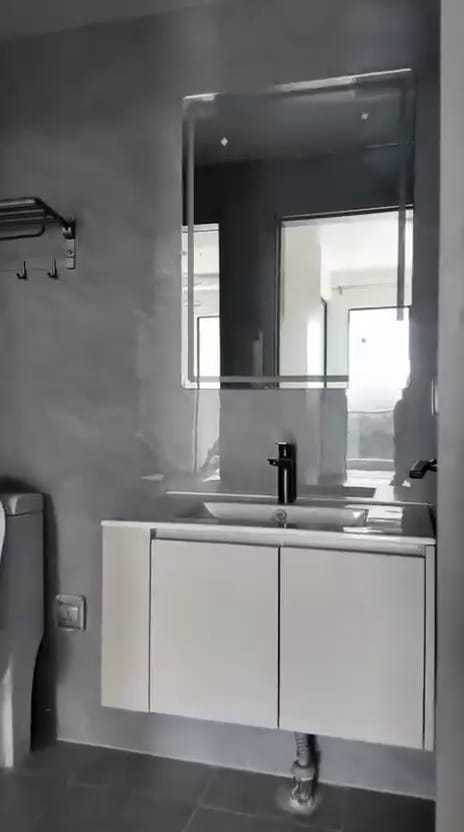 Diamond Ivy Residence — view 3